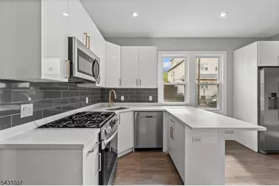 59 Locust Ave #2R, Wallington, NJ 07057 - Photo 3