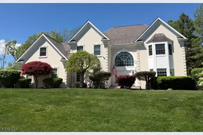 3 Bayview Ter, Green Brook Township, NJ 08812 - Photo 1