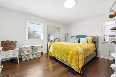 1091 Burnet Ave, Union Township, NJ 07083 - Photo 13