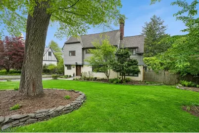 379 Highland Ave, Montclair, NJ 07043 - Photo 3