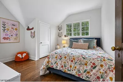 379 Highland Ave, Montclair, NJ 07043 - Photo 29