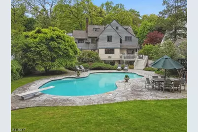 379 Highland Ave, Montclair, NJ 07043 - Photo 35