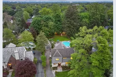 379 Highland Ave, Montclair, NJ 07043 - Photo 47