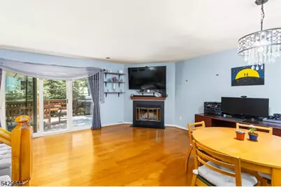 327 Smithwold Rd, Franklin Township, NJ 08873 - Photo 5