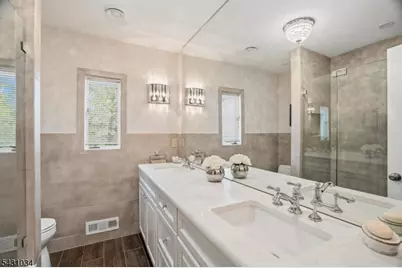 262 Timber Dr, Berkeley Heights Township, NJ 07922 - Photo 25