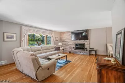 262 Timber Dr, Berkeley Heights Township, NJ 07922 - Photo 27
