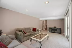 262 Timber Dr, Berkeley Heights Township, NJ 07922 - Photo 33