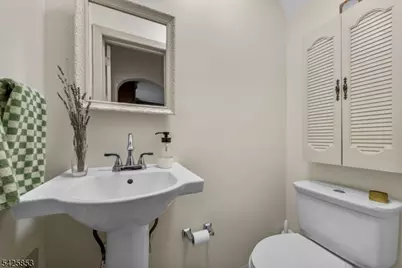 133 Central Ave, Long Hill Township, NJ 07980 - Photo 21
