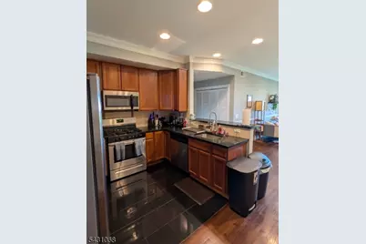 15-19 Tichenor Ln #406, Newark, NJ 07114 - Photo 1