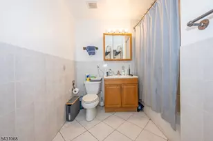 15-19 Tichenor Ln, Newark, NJ 07114 - Photo 17