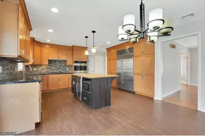 4 Timber Ct, Florham Park, NJ 07932 - Photo 11