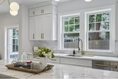 108 Baker St, Maplewood, NJ 07040 - Photo 7