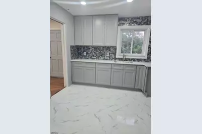 35 E 36th St, Paterson, NJ 07514 - Photo 11