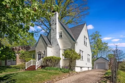 28 Berkeley Pl, Livingston, NJ 07039 - Photo 3