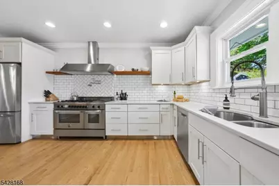 34 Prescott Ave, Montclair, NJ 07042 - Photo 11