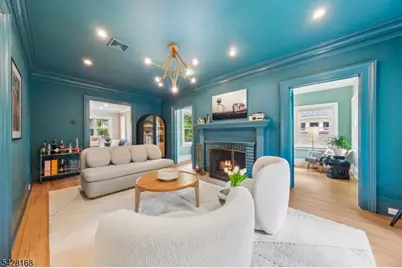 34 Prescott Ave, Montclair, NJ 07042 - Photo 5