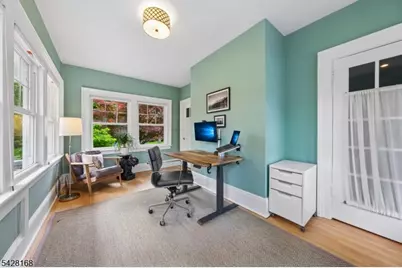 34 Prescott Ave, Montclair, NJ 07042 - Photo 17