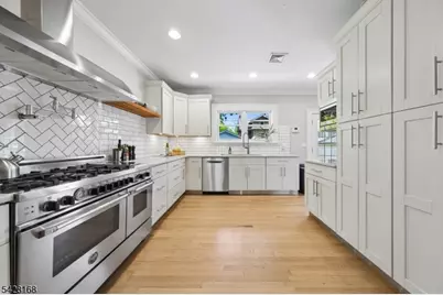 34 Prescott Ave, Montclair, NJ 07042 - Photo 9
