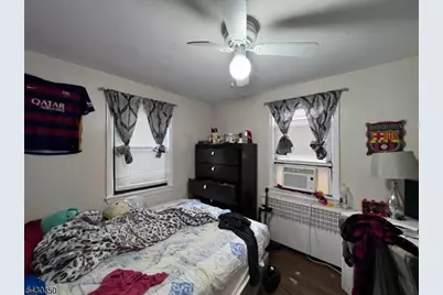 301 W Elm St, Linden, NJ 07036 - Photo 11