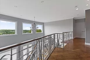 47 Mountainwood Ct, Totowa, NJ 07512 - Photo 29