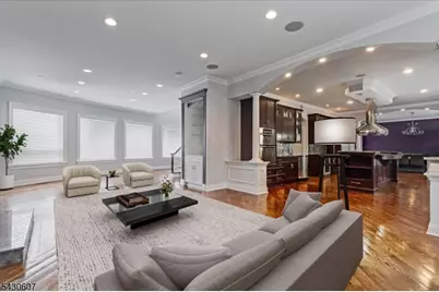 47 Mountainwood Ct, Totowa, NJ 07512 - Photo 7
