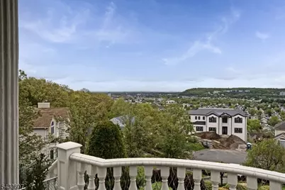 47 Mountainwood Ct, Totowa, NJ 07512 - Photo 31