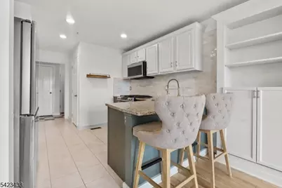 131 Mountainside Dr, Pompton Lakes, NJ 07442 - Photo 19