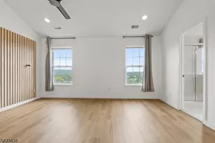 131 Mountainside Dr, Pompton Lakes, NJ 07442 - Photo 29