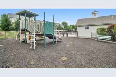 131 Mountainside Dr, Pompton Lakes, NJ 07442 - Photo 47