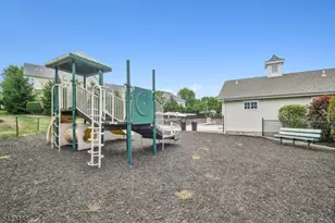 131 Mountainside Dr, Pompton Lakes, NJ 07442 - Photo 47