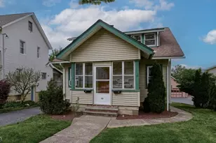 13 Pkwy, Caldwell, NJ 07006 - Photo 1