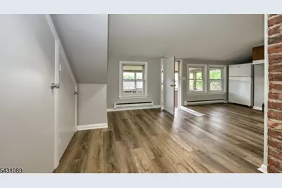 13 Parkway, Caldwell, NJ 07006 - Photo 21