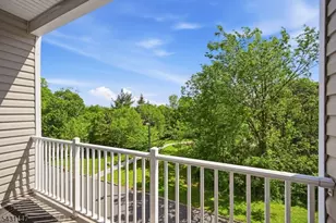 336 Pond Ln, Piscataway Township, NJ 08854 - Photo 19