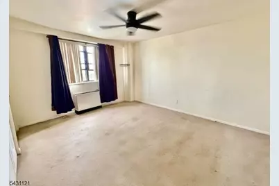 1225 Kennedy Blvd #7D, Bayonne, NJ 07002 - Photo 7