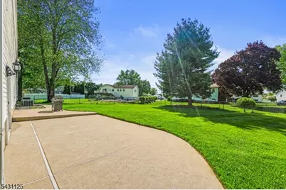 31 Fox Hill Rd, Fairfield, NJ 07004 - Photo 31