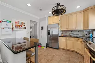 31 Fox Hill Rd, Fairfield, NJ 07004 - Photo 11