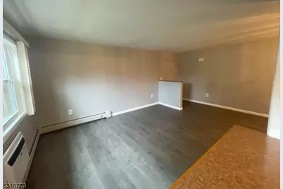 47 Hinchman Ave #1C, Wayne, NJ 07470 - Photo 3