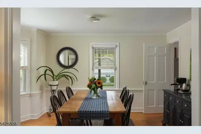 9 Hawthorne St, Cranford Township, NJ 07016 - Photo 11