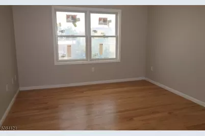 385 Lafayette St #2, Newark, NJ 07105 - Photo 11