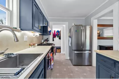 9 Niles Ave, Madison, NJ 07940 - Photo 11