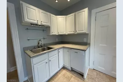 125 Alexander Ave, Montclair, NJ 07043 - Photo 11
