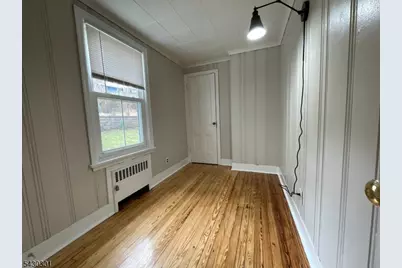 125 Alexander Ave, Montclair, NJ 07043 - Photo 9