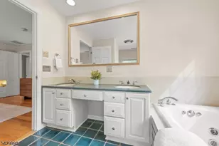 33 Exeter Rd, Millburn, NJ 07078 - Photo 35