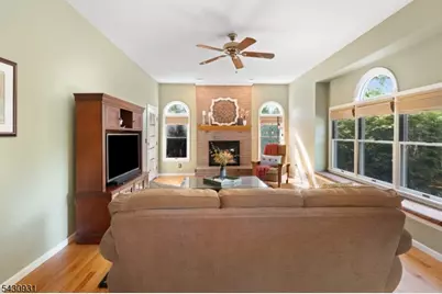 2 Smith Ct, Hillsborough Township, NJ 08844 - Photo 11