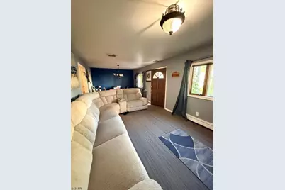 33 Park Dr, Kenilworth, NJ 07033 - Photo 5