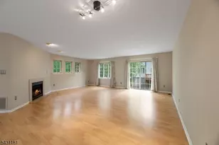 7 Finch Ct, Berkeley Heights Township, NJ 07922 - Photo 9