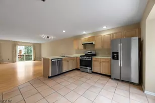7 Finch Ct, Berkeley Heights Township, NJ 07922 - Photo 7