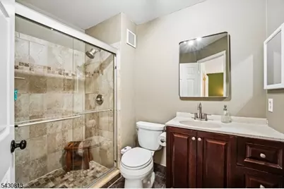 366 Pond Rd, Bridgewater, NJ 08807 - Photo 19