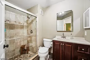 366 Pond Rd, Bridgewater, NJ 08807 - Photo 19