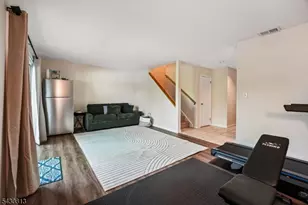 366 Pond Rd, Bridgewater, NJ 08807 - Photo 5